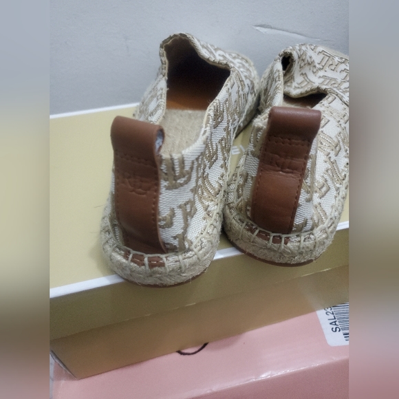 Cameryn Espadrilles - Khaki, Deep Saddle Tan - Picture 7 of 7